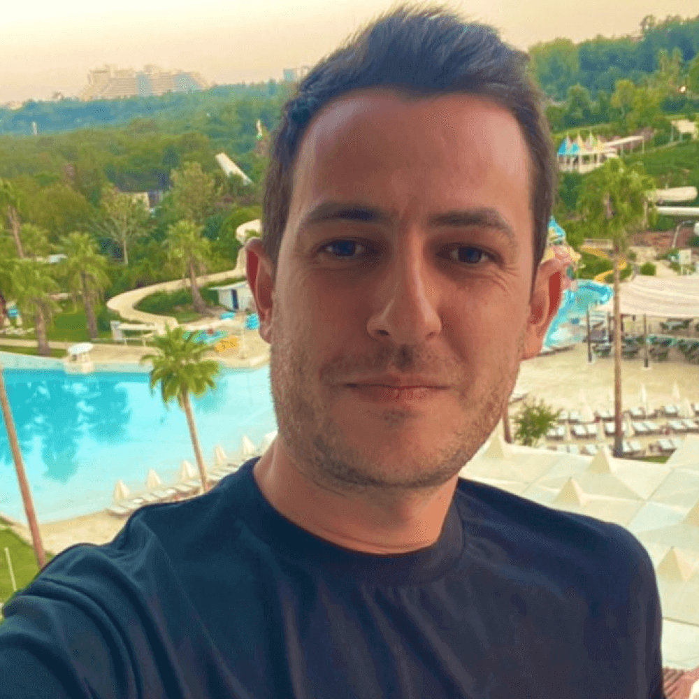 Murat Menzilci